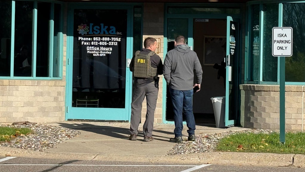 Federal law enforcement officers in Twin Cities Thursday for "court-authorized investigative activity," FBI says — Prior Lake Business news
